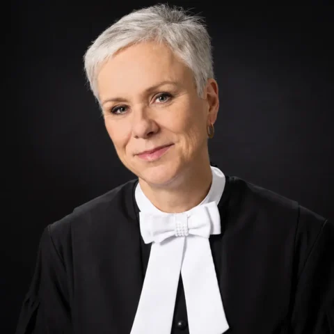 Portrait de Me Geneviève Cotnam